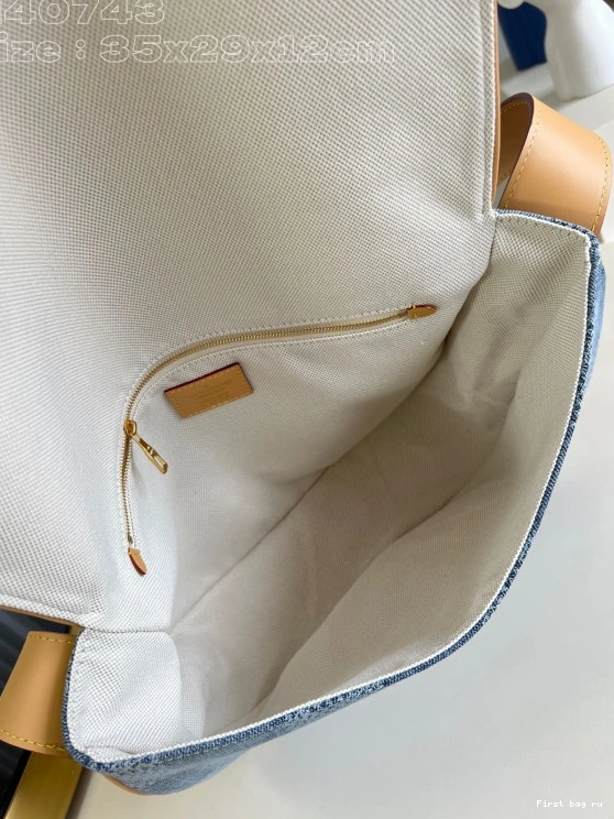 Frstbag ru Montsouris MM VUITTON LOUIS Messenger 0710